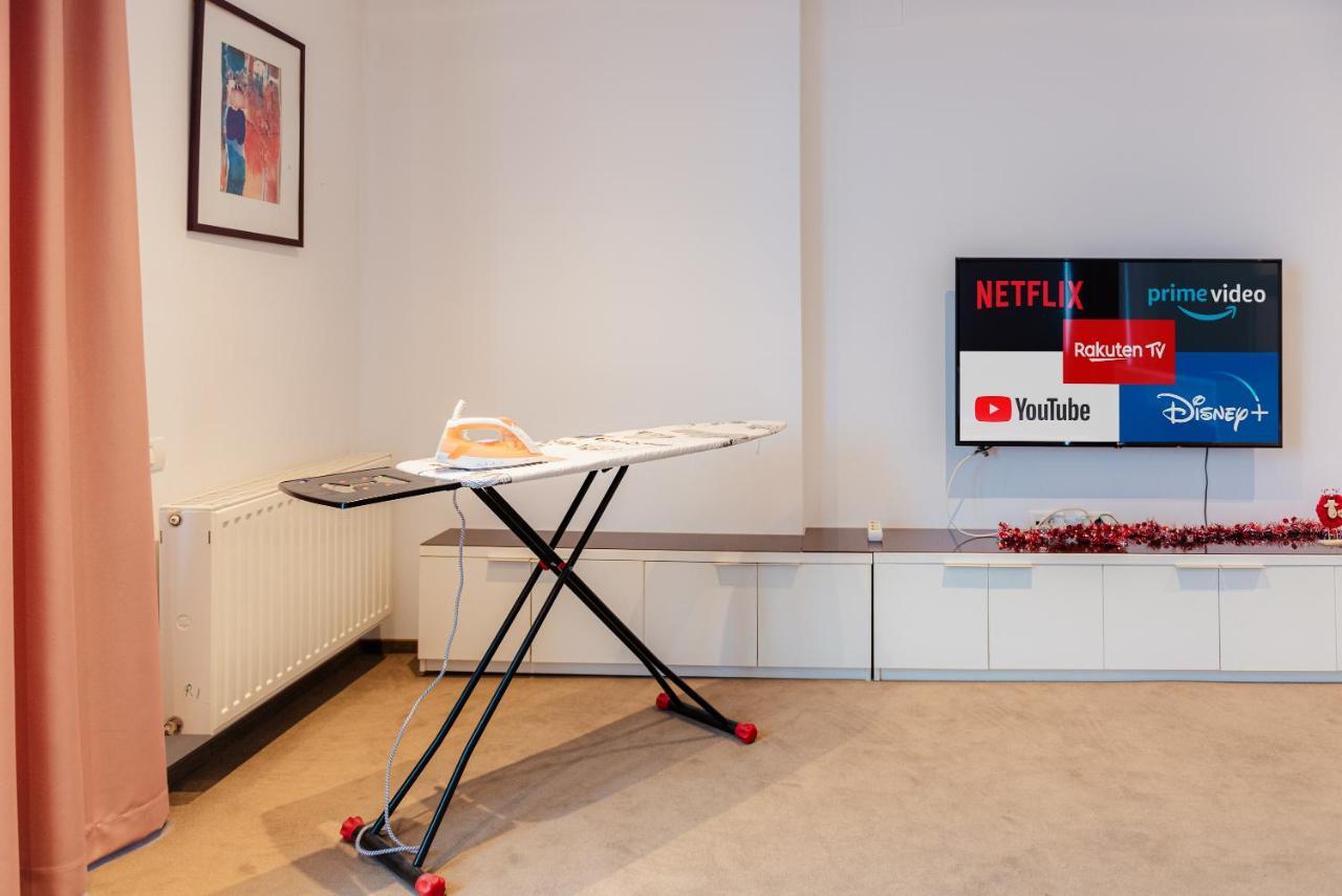 Uni88 Apartament *
