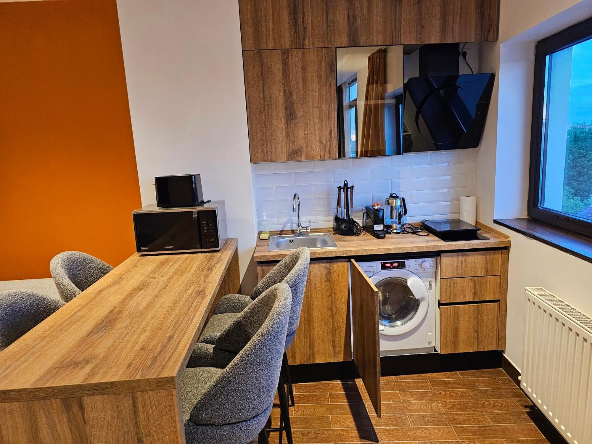 Uni88 Apartament *